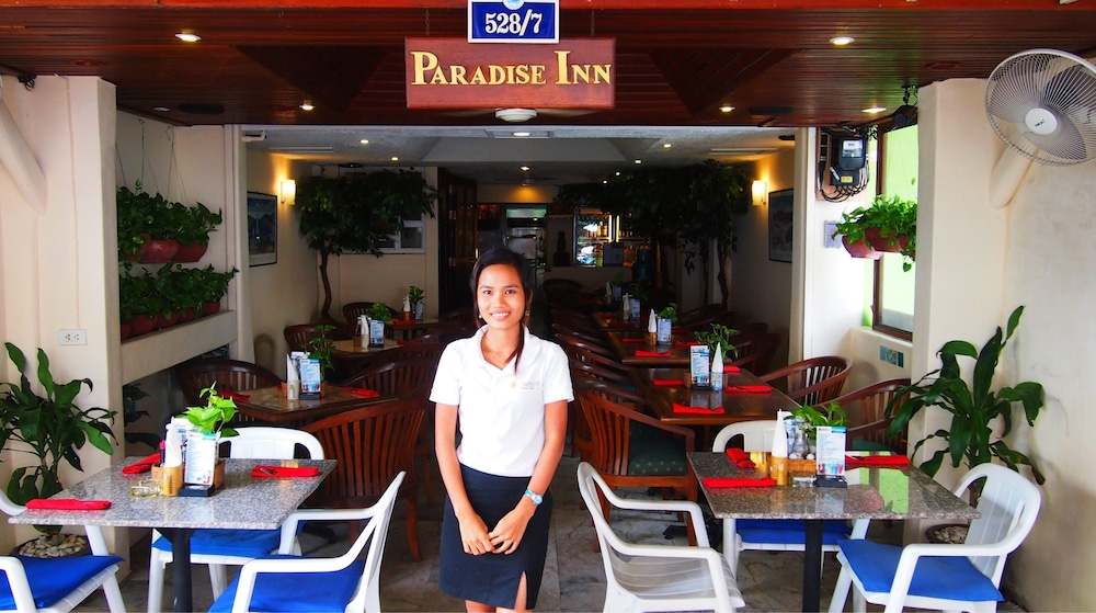 Paradise Inn 9/49
