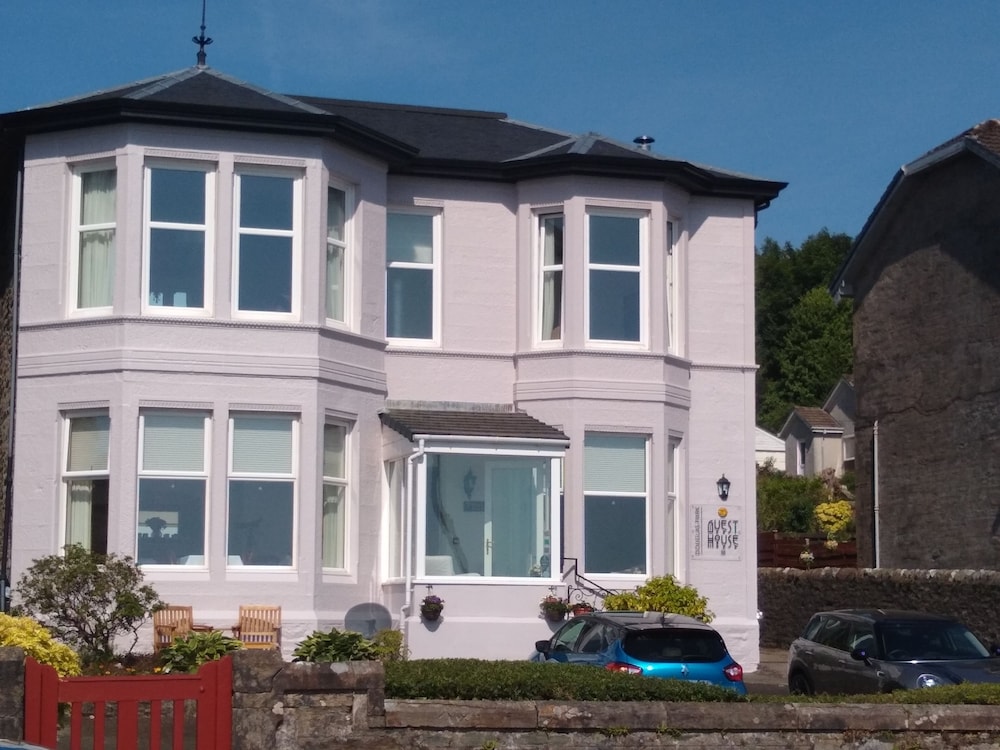 Douglas Park Guest House 3/49