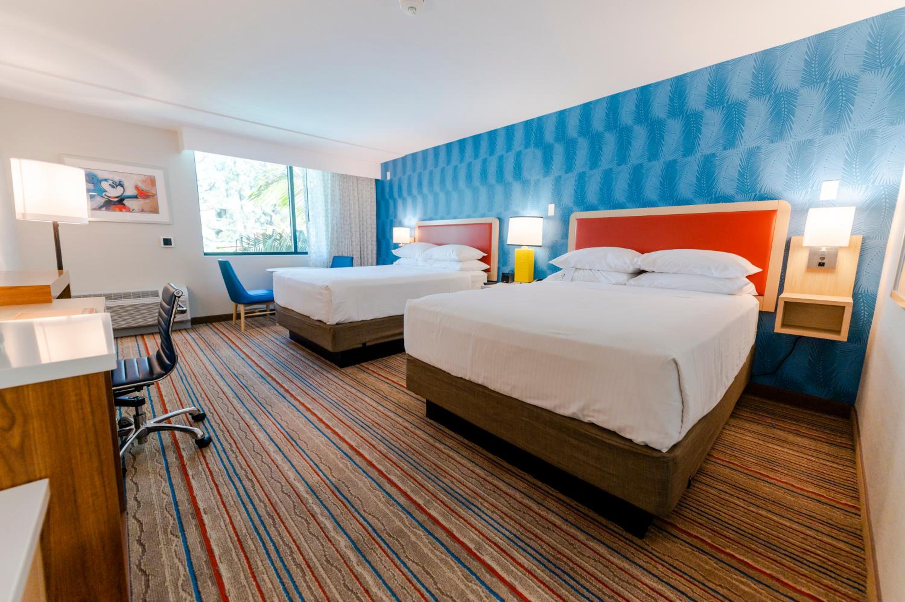 Deluxe, Queen Bed, Building 2, Accessible