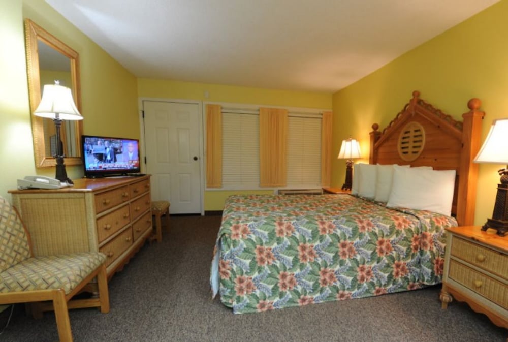 Destin Holiday Beach Resort 39/50