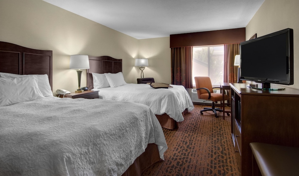 Hampton Inn Provo 12/34