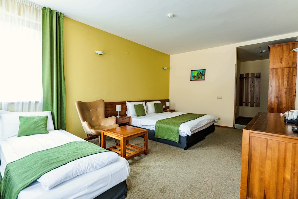 Club Hotel Yanakiev 13/55