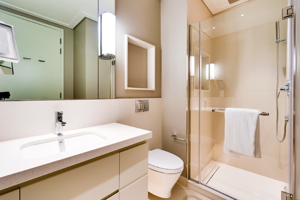 Vida Residences Downtown 50/51