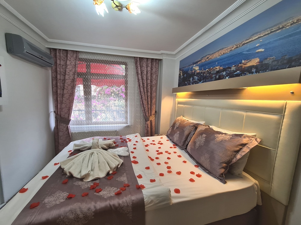 Ocean S 7 Hotel 11/50