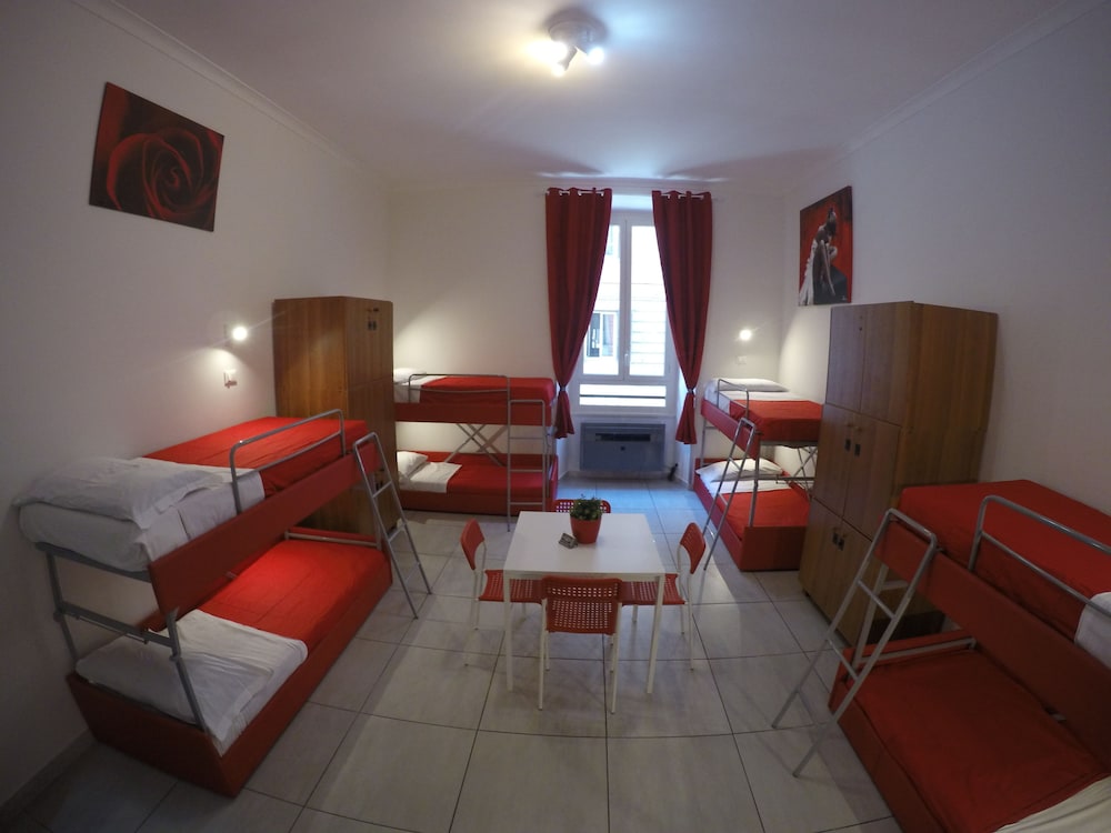 Palladini Hostel Rome 29/50