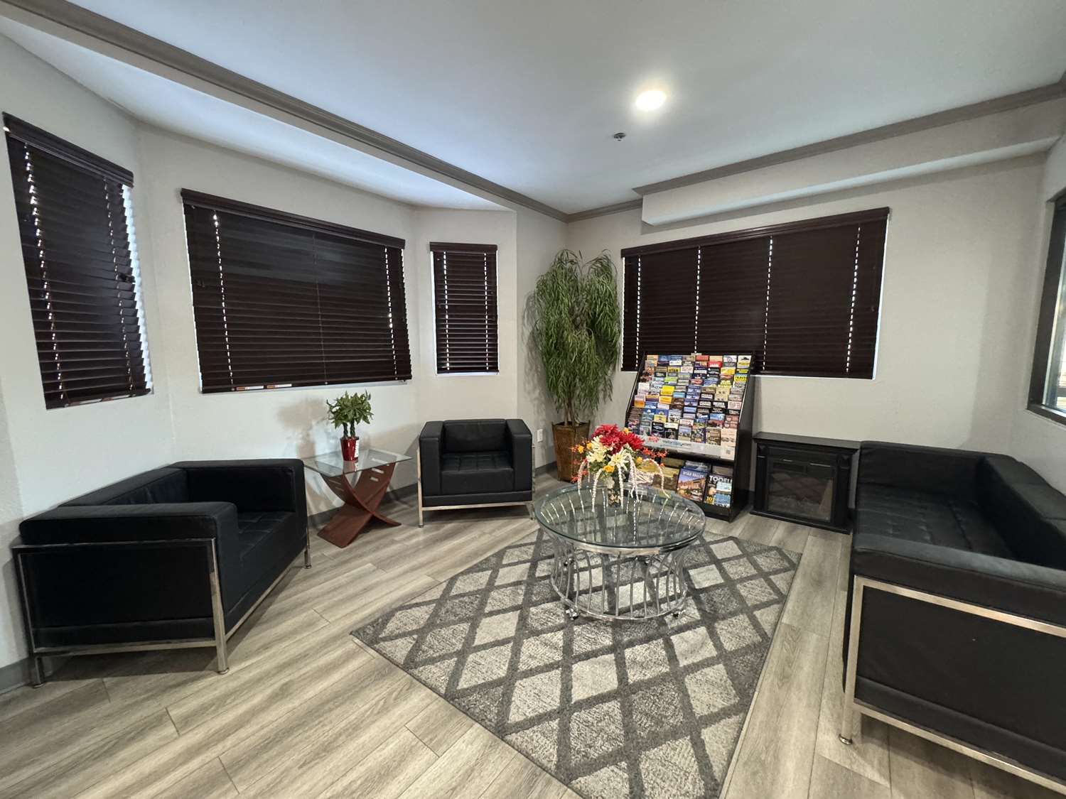 SureStay by Best Western Salt Lake City Downtown 17/23