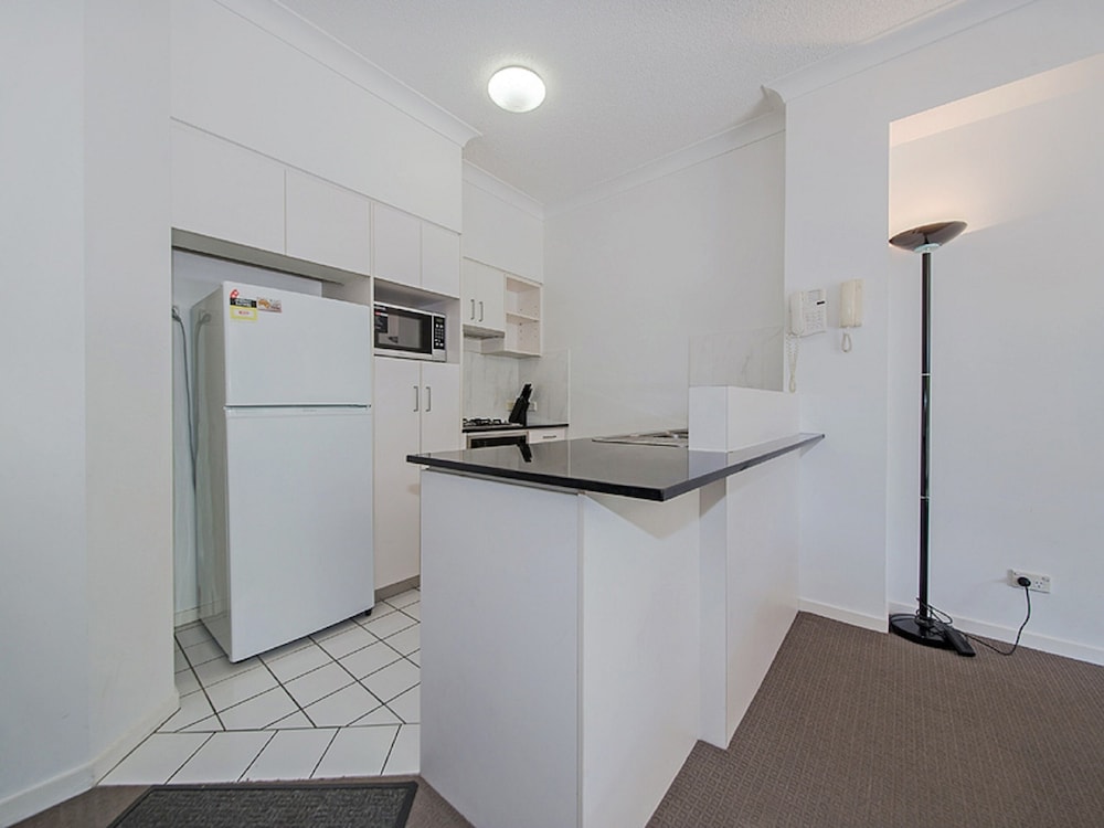 Inn On The Park Apartments 14/41