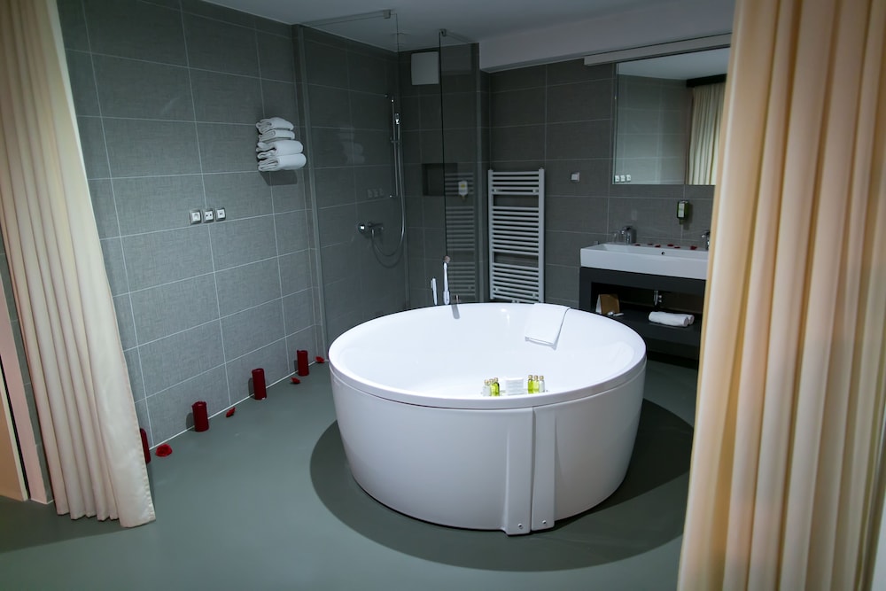 HOTEL CITY MARIBOR 52/63