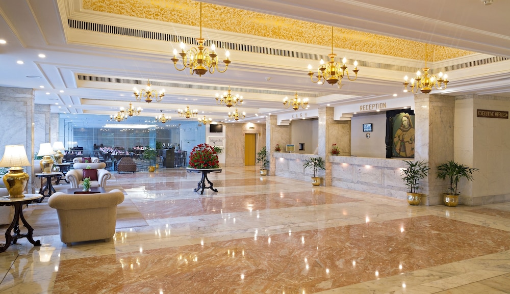 Clarks Avadh, Lucknow 8/49