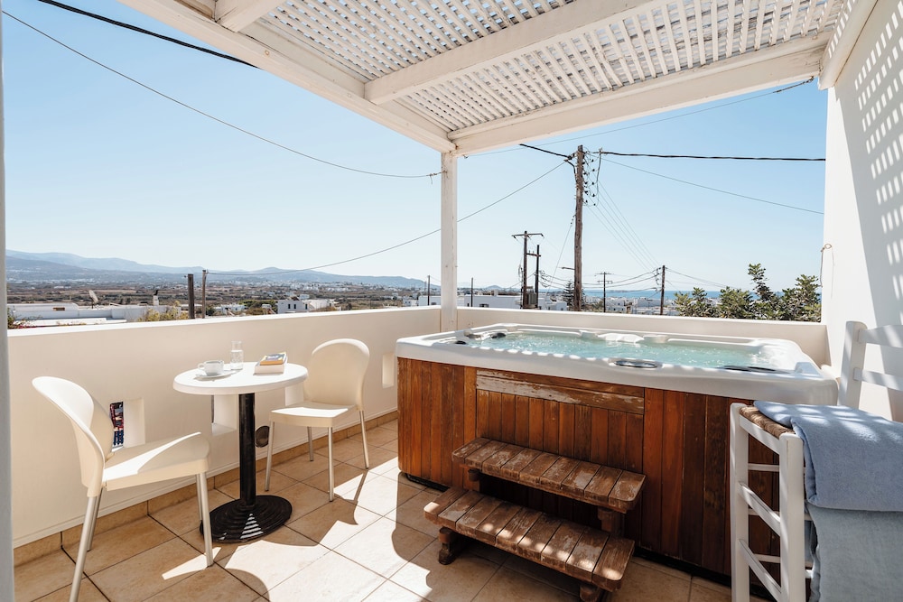 Mitos Suites 39/62