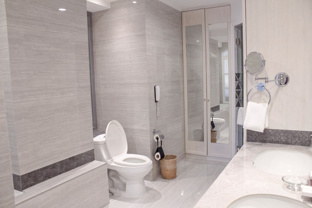 Vivere Suites 60/62