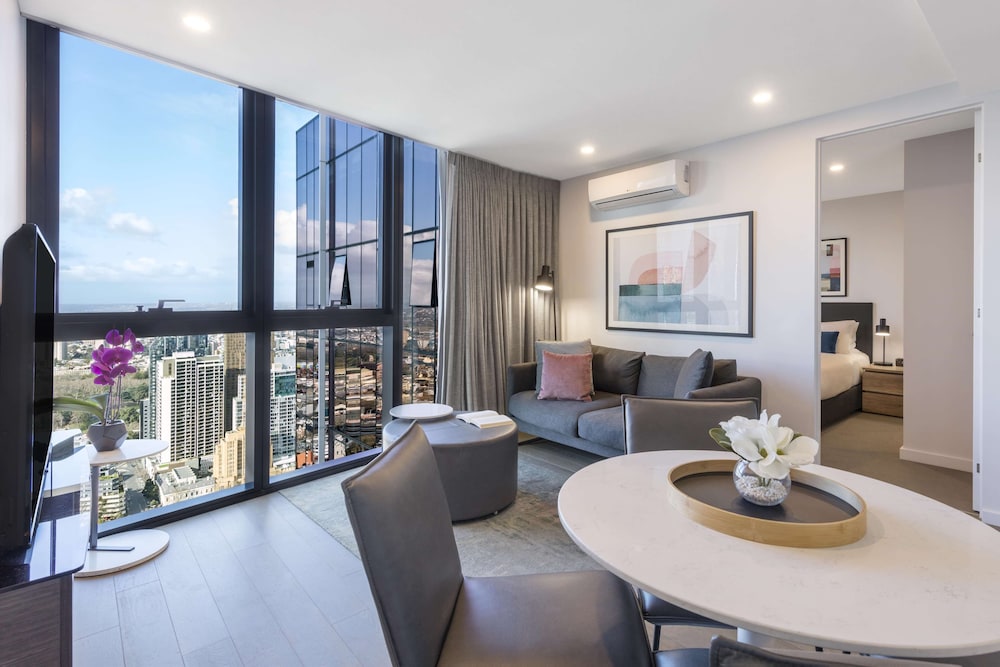 Avani Melbourne Central Residences 50/76