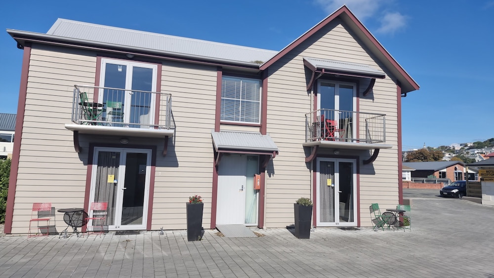 The Mews Oamaru 1/67