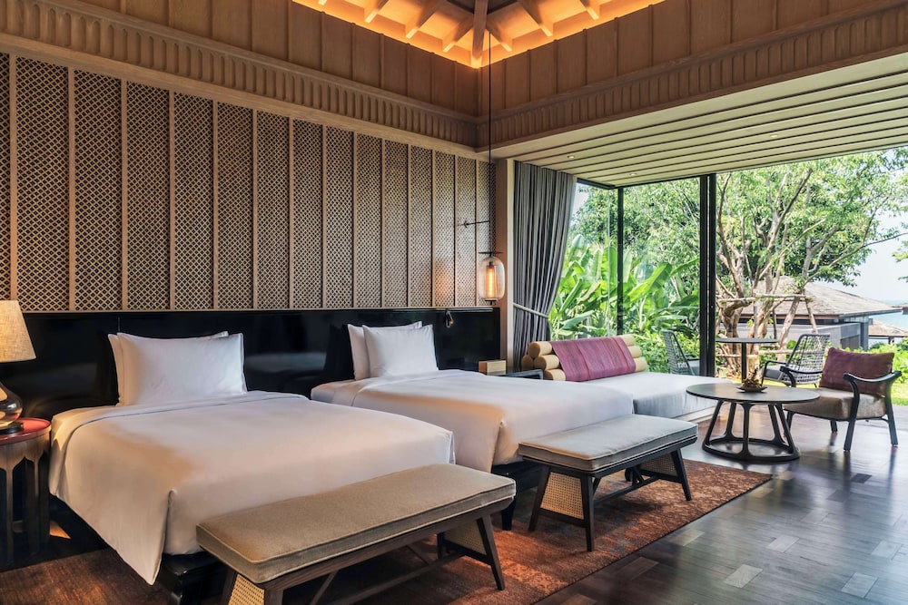 Andaz Pattaya Jomtien Beach 16/50