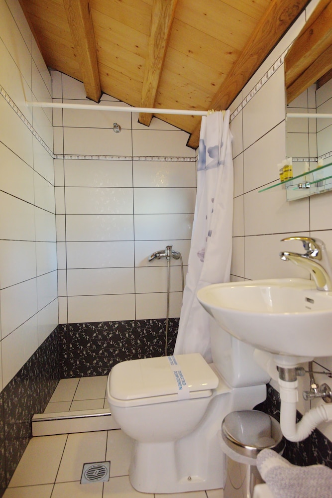 Marilena Apartments 41/45