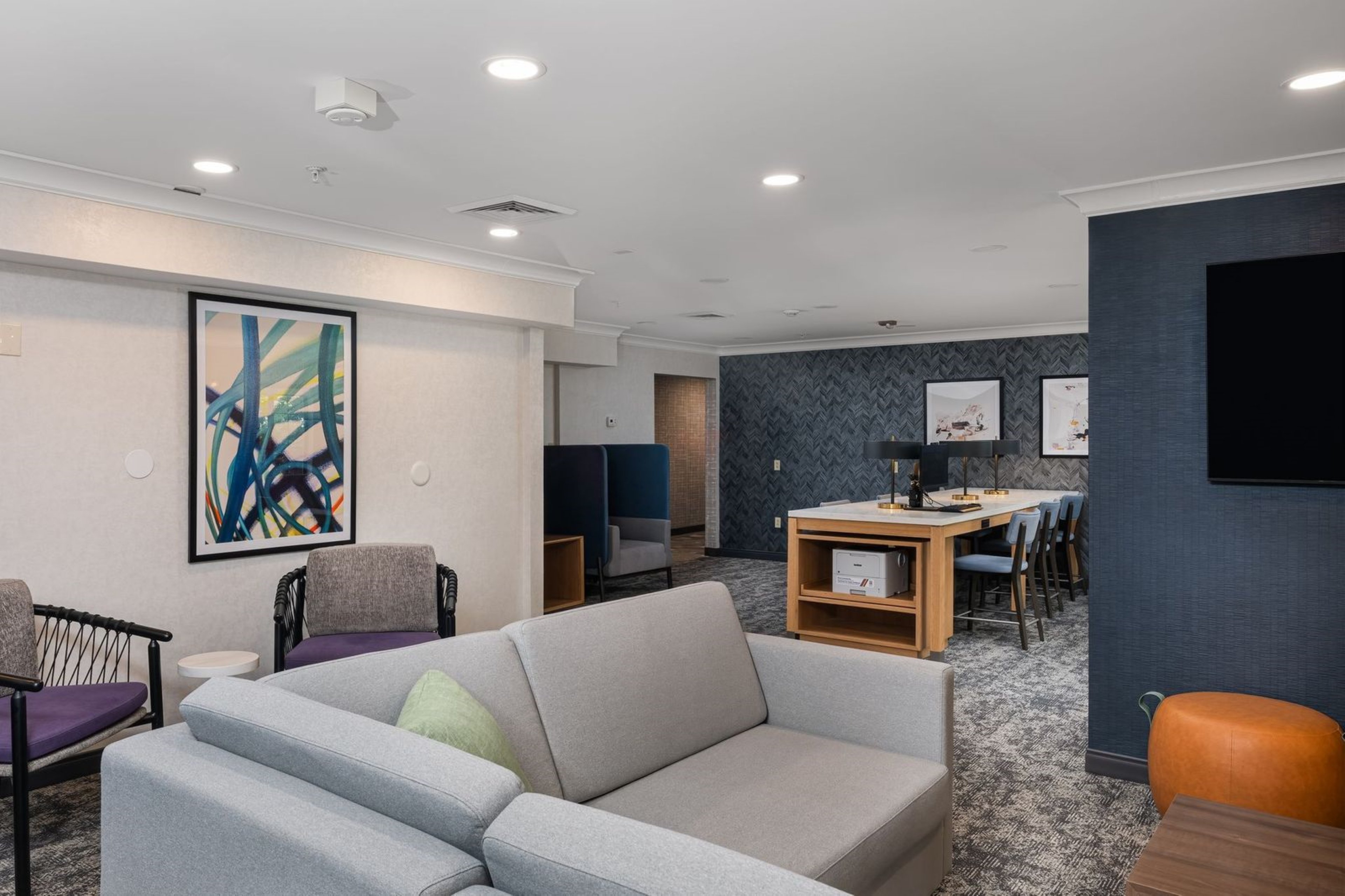 Staybridge Suites Madison-East 32/52