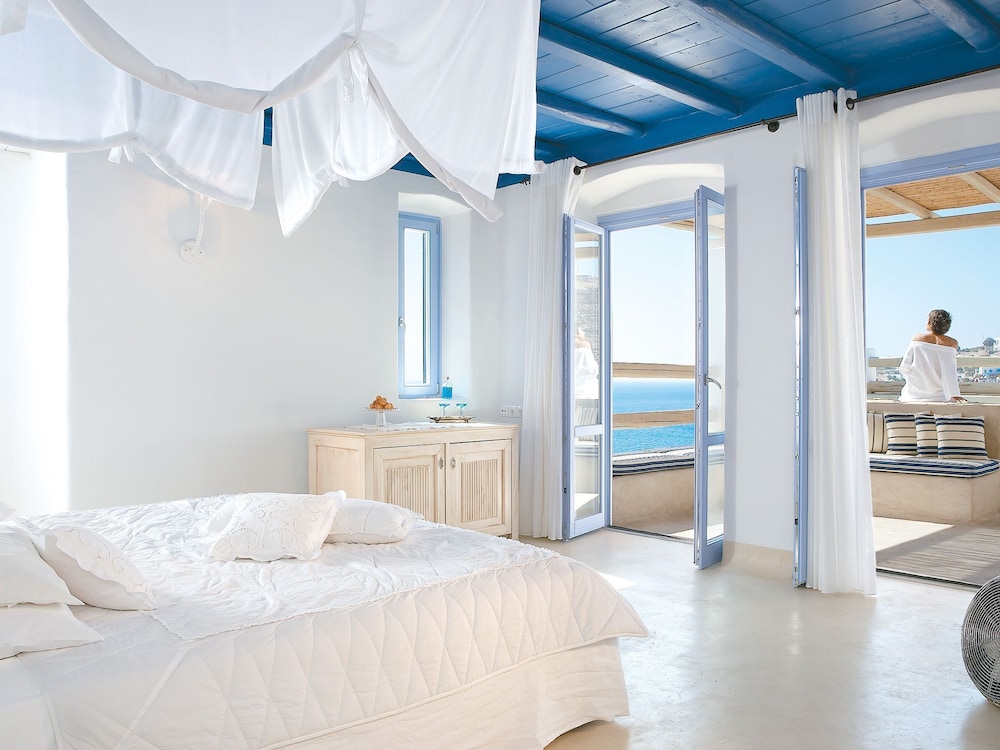 2 Double Beds, Water Front, 2 Sofa, Private Pool