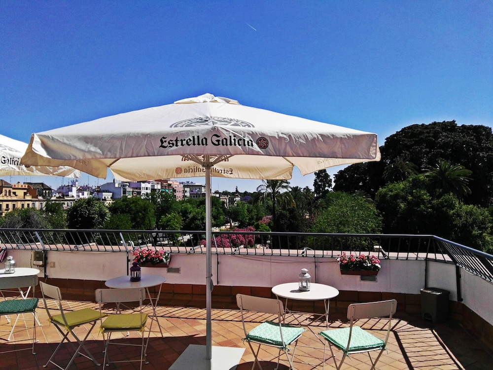 Basic Hotel Dona Manuela 2/40