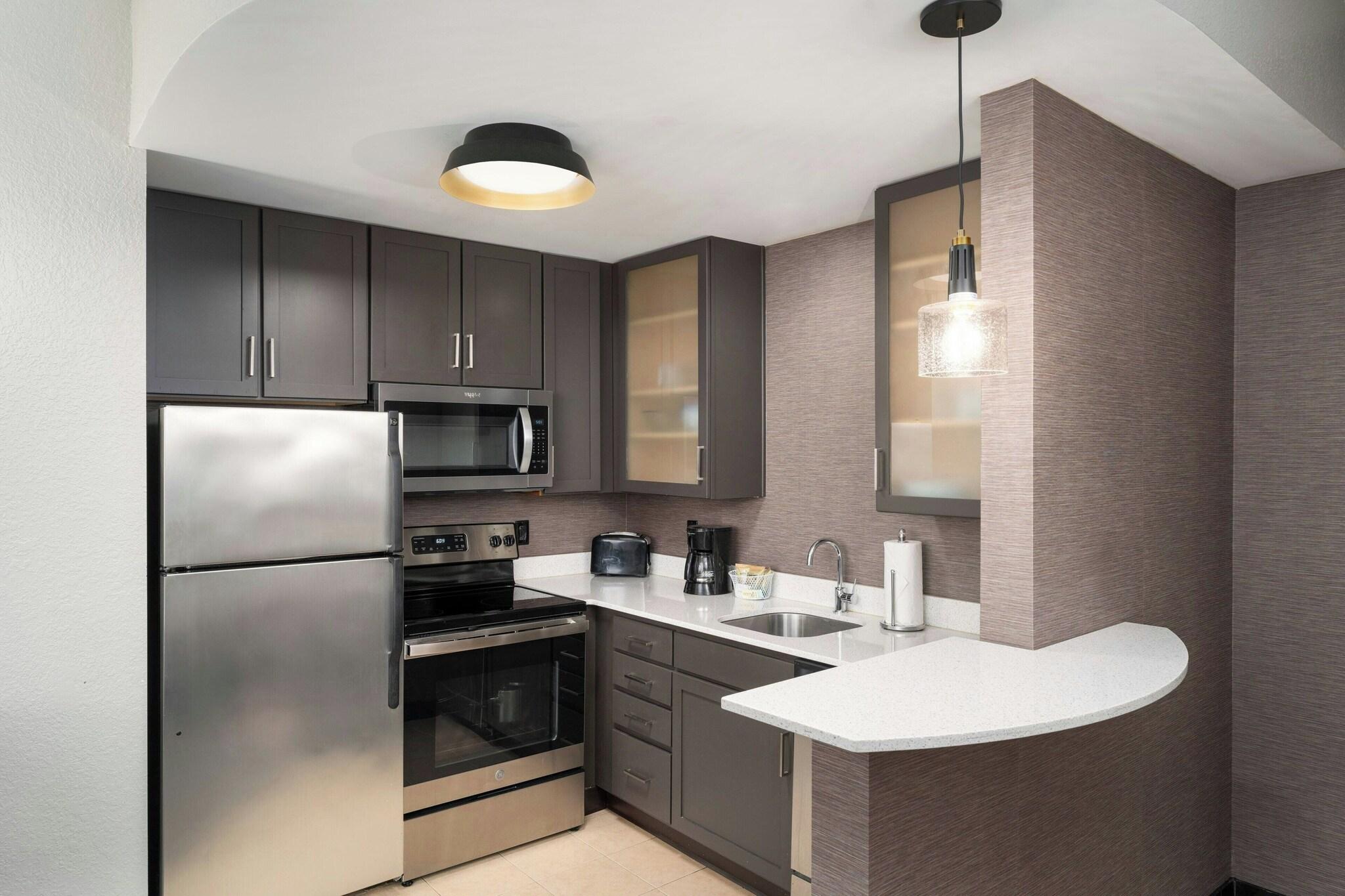 استوديو بسرير كينج، Residence Inn Gainesville I-75 7/8
