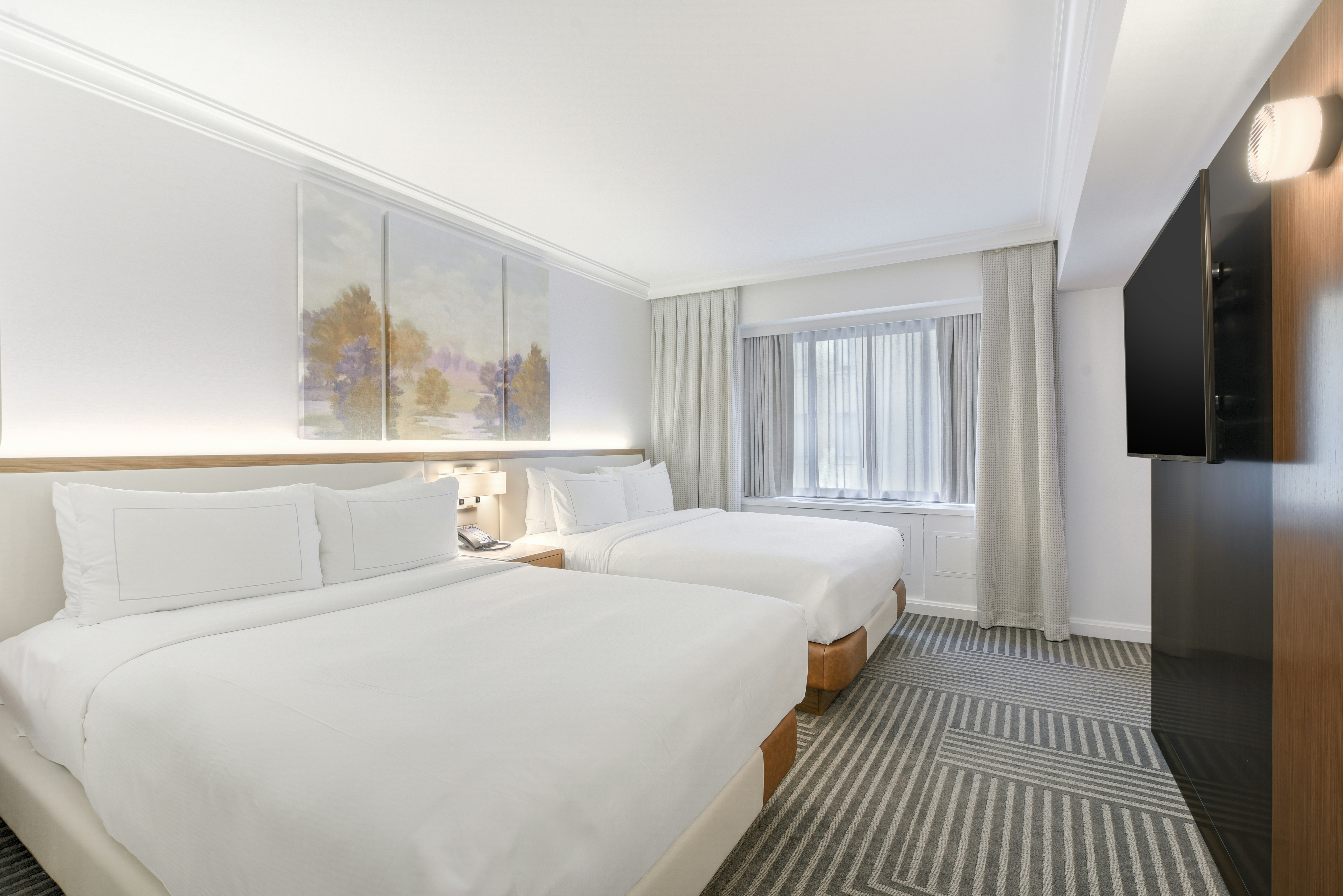 JUNIOR SUITE, 2 QUEEN BEDS, ACCESSIBLE