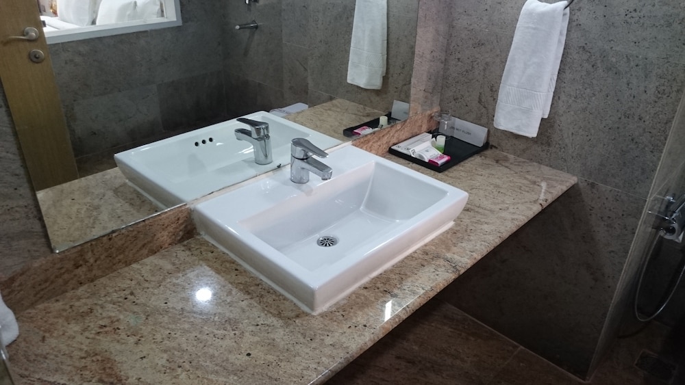 Rosewood International Hotel 49/50