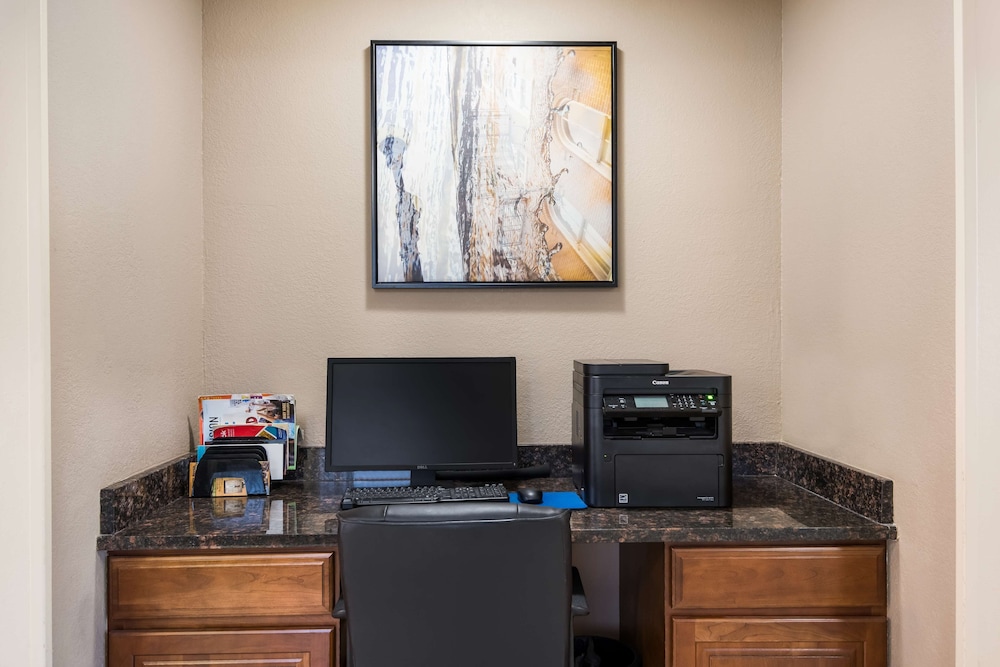 Best Western Mt Pleasant Inn 32/34