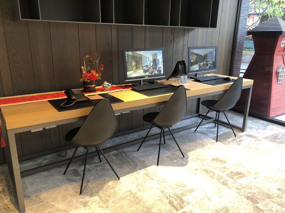 Yidear Hotel 48/58