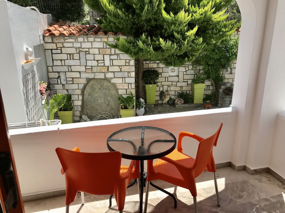 VASSILIKI ROOMS photo5