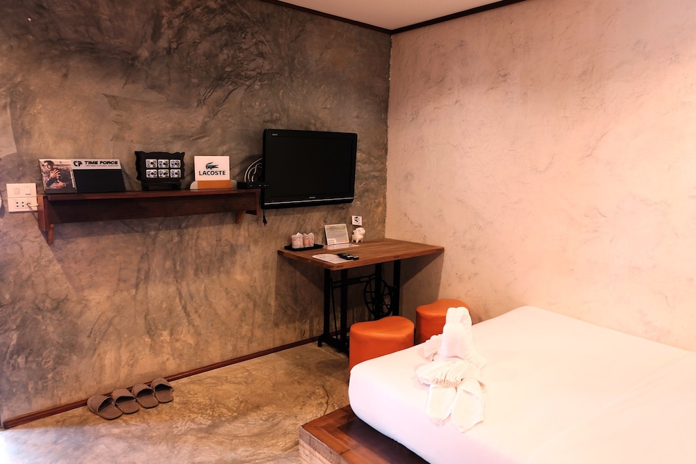 Baan Chompoo Homestay 14/35