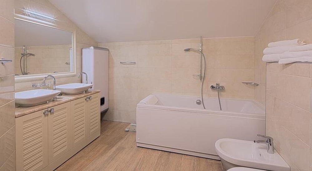Aparthotel Aria 57/64