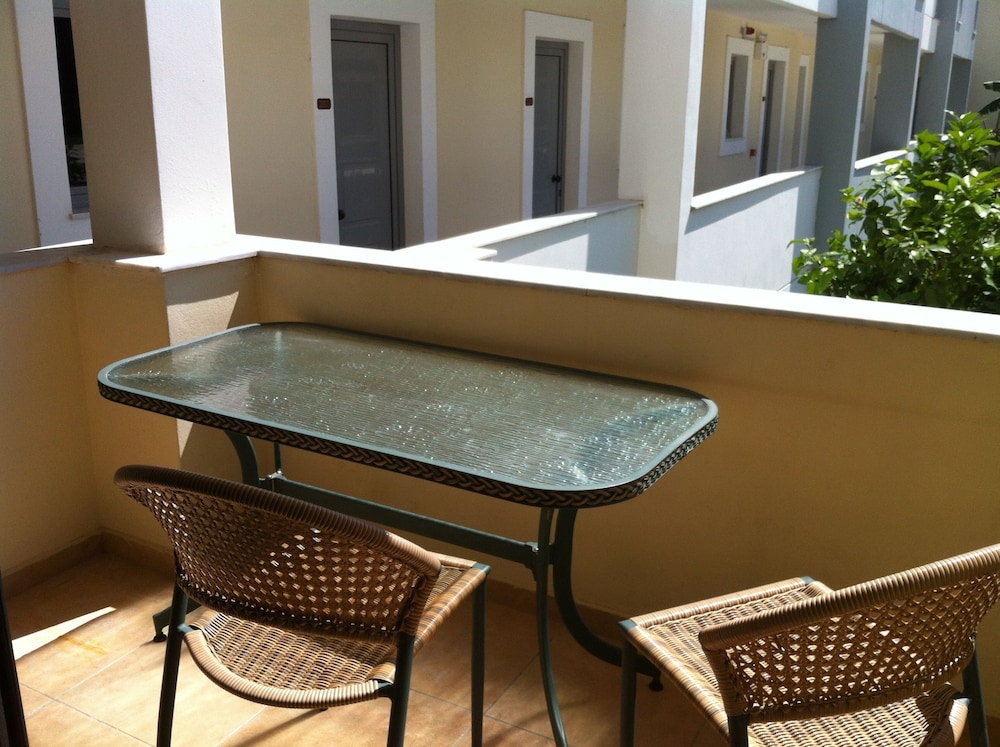 Olga's Paradise Apartments 40/41
