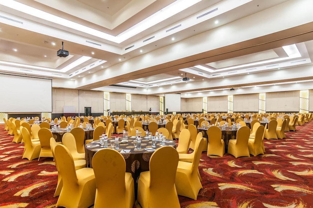 Claro Hotel Kendari 58/62