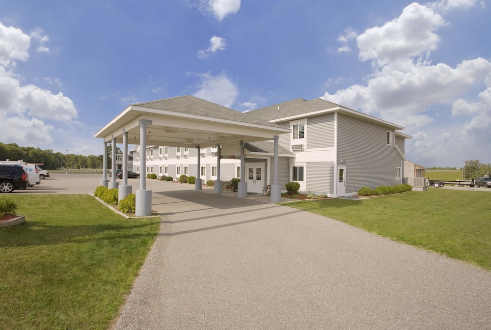 Americas Best Value Inn Gaylord 39/42