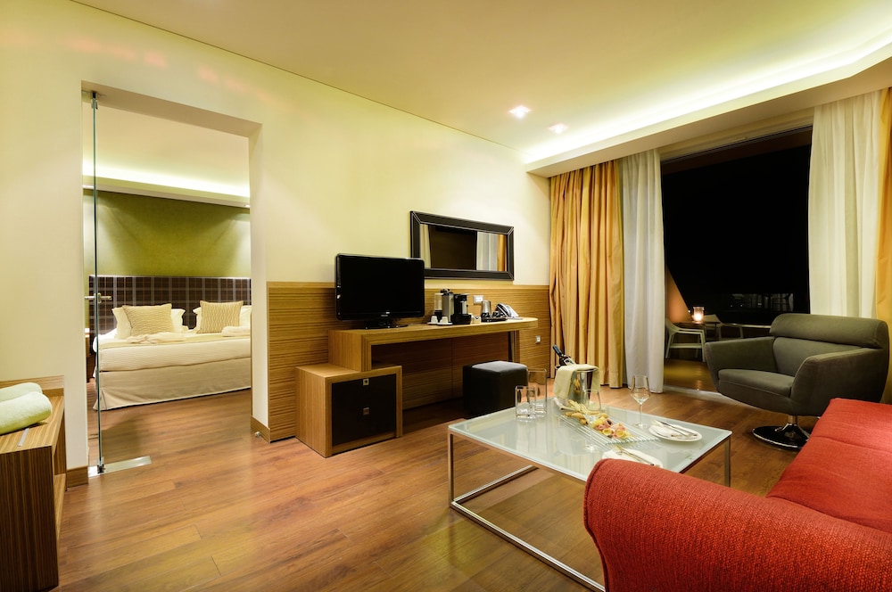 Royal Paradise Beach Resort And Spa 13/50