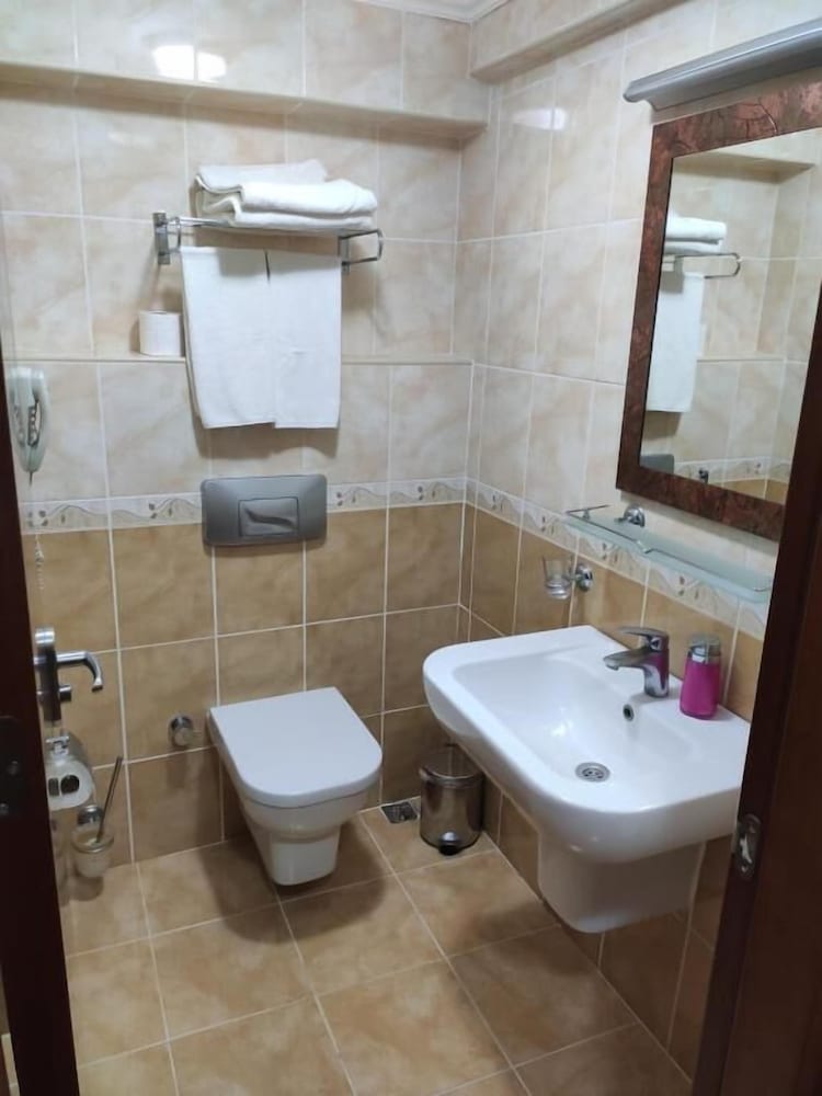 Hotel Yuksel 38/46