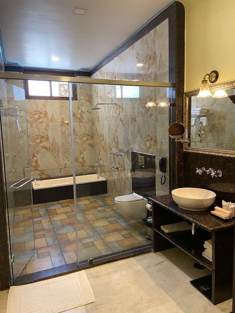Umaid Farm Resort A Legacy Vintage Stay In Jaipur 50/50