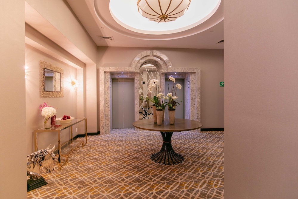 Marquis Sky Suites 21/33