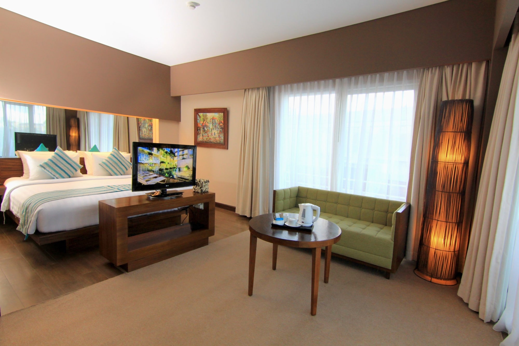 JUNIOR SUITE