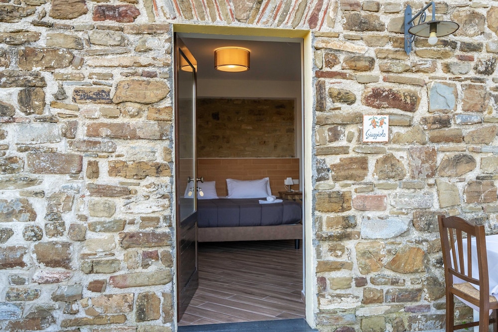 Le Querce Farmhouse 9/48