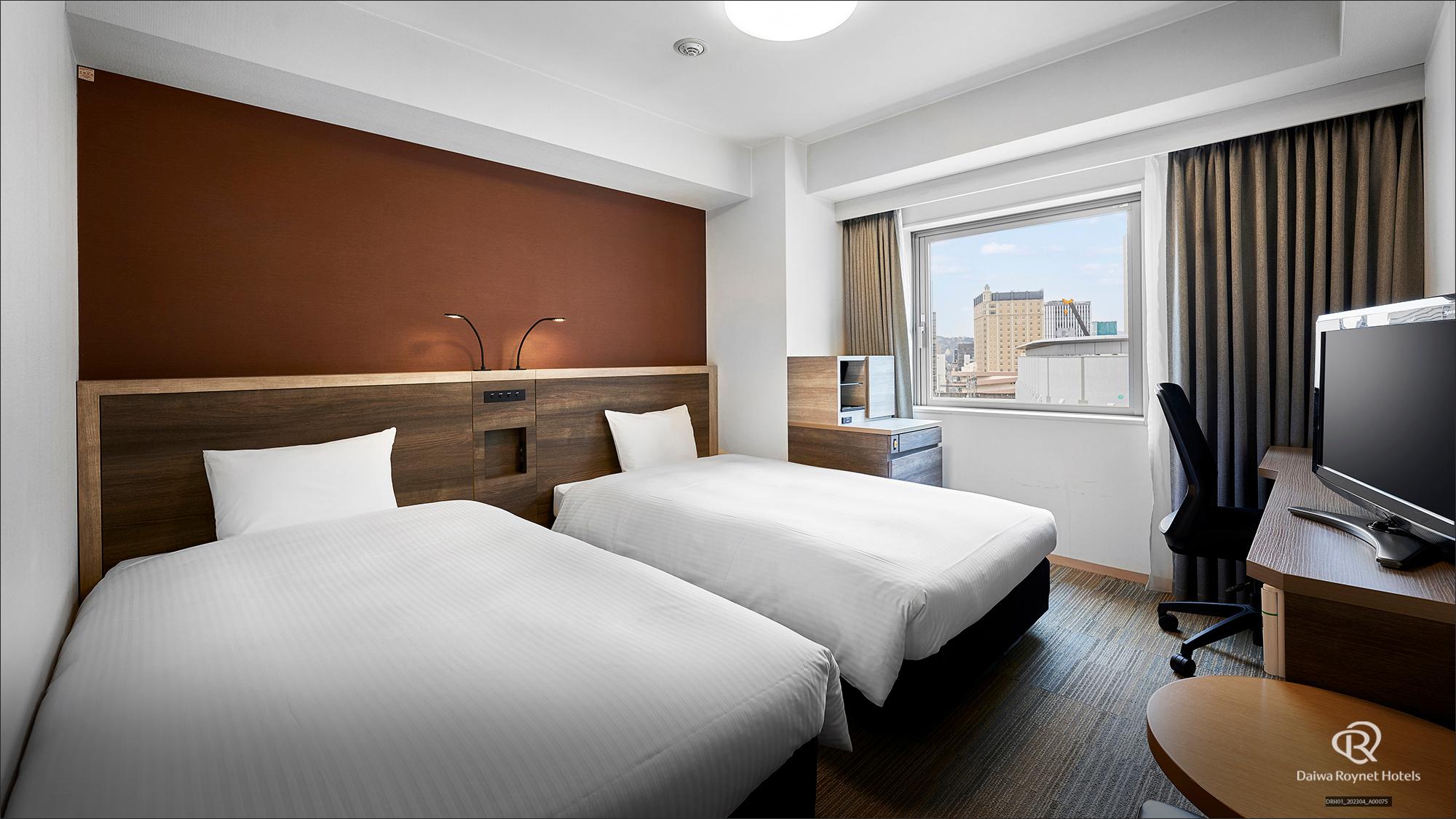 Room, Single, Twin Beds