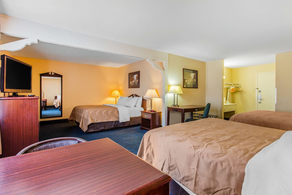Quality Inn Ozona I-10 12/29