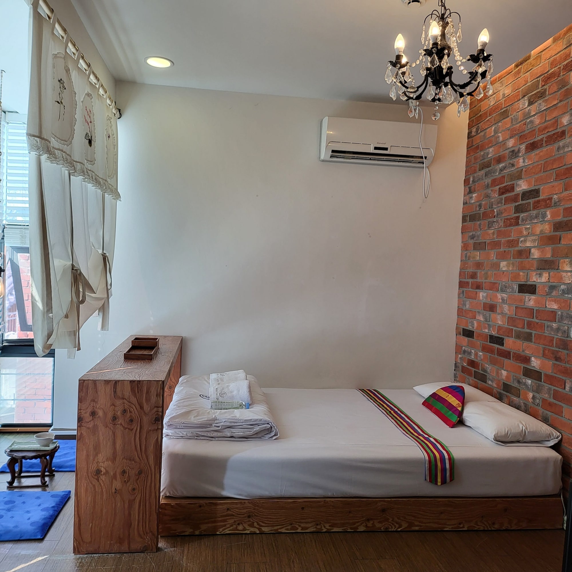 Space, Double Bed