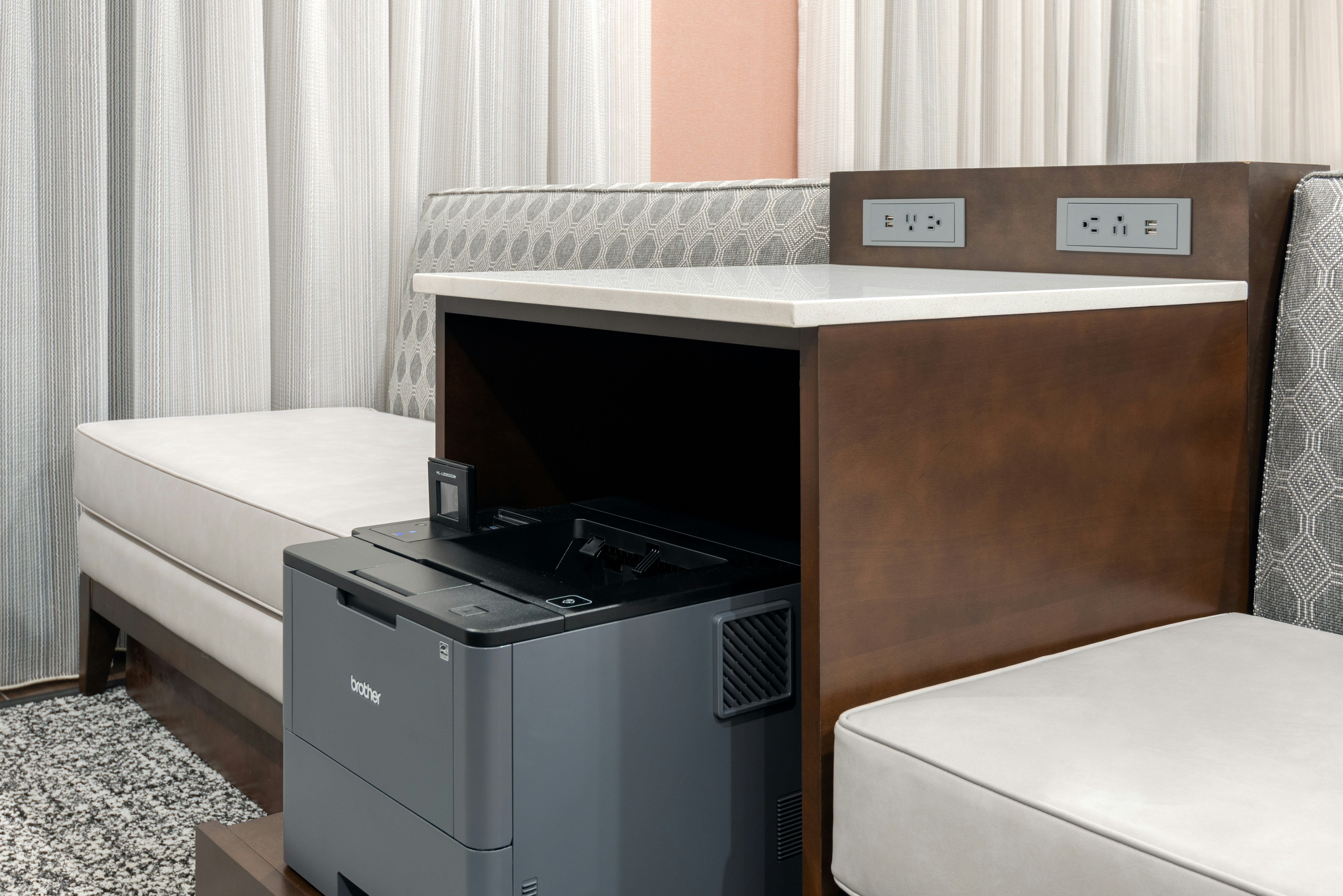 Hampton Inn And Suites Hartford/Farmington 8/76