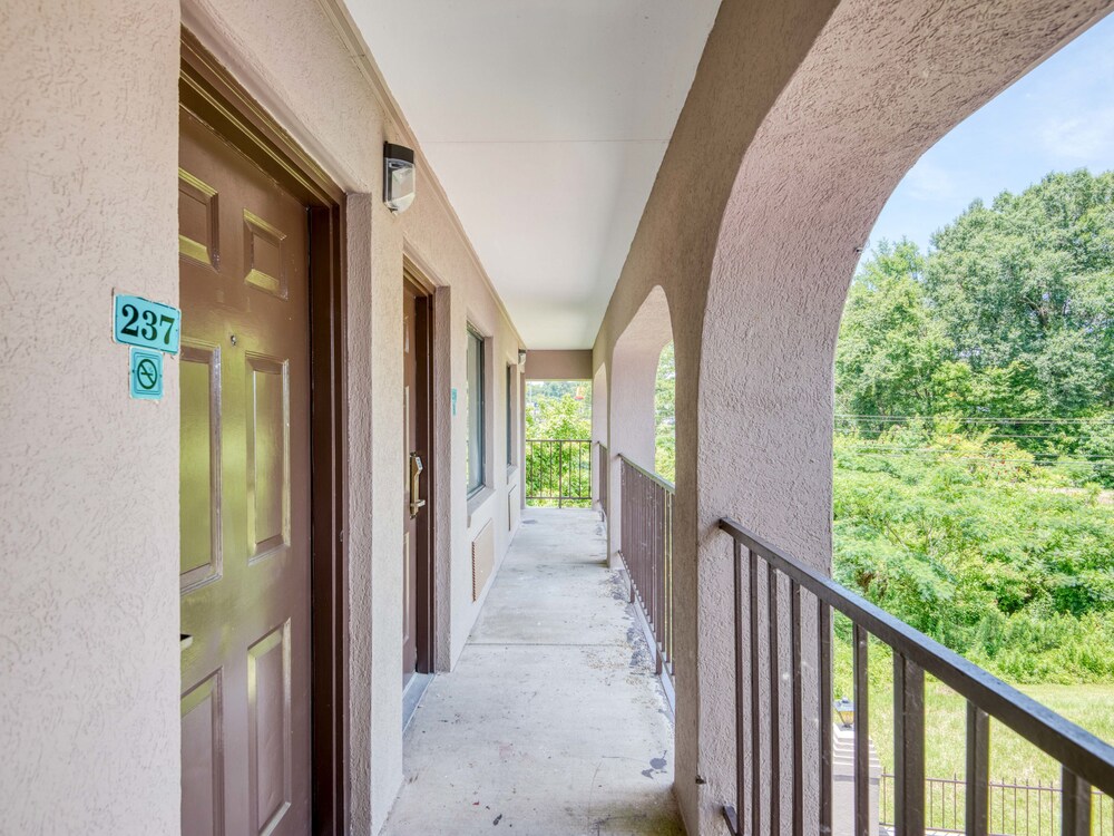 Motel6 Vicksburg, MS 33/35