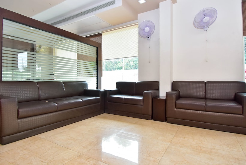 Hotel Mukund Villas 38/48