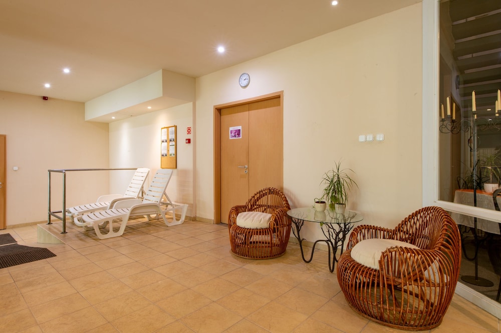 CE Quelle Hotel 25/41