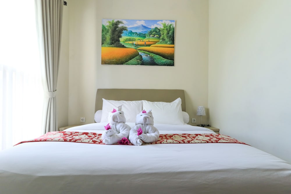 Royal Majesty Villas 13/71