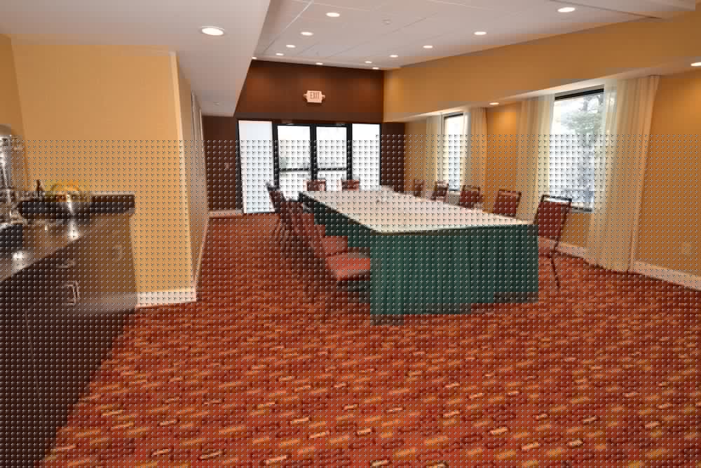 Courtyard By Marriott Burlington Williston 55/65