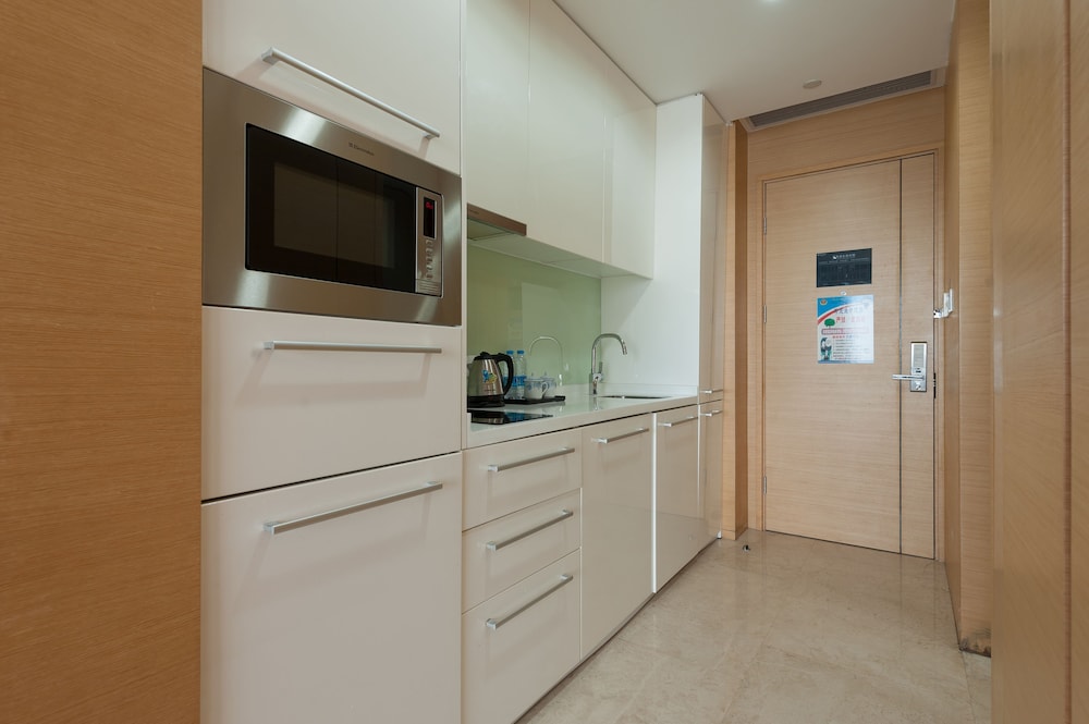 Yicheng Apartment Poly World Center 5/59