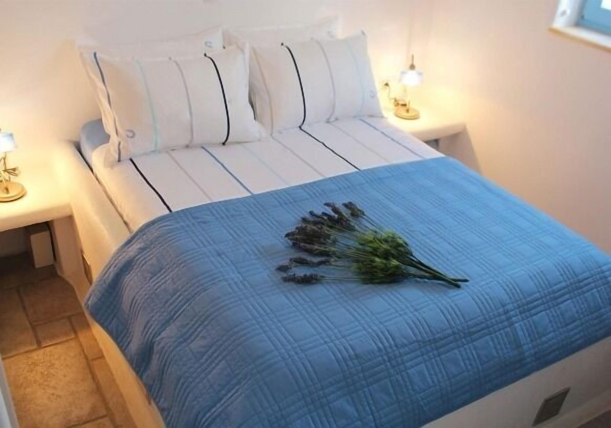 3 BEDROOMS, VILLA